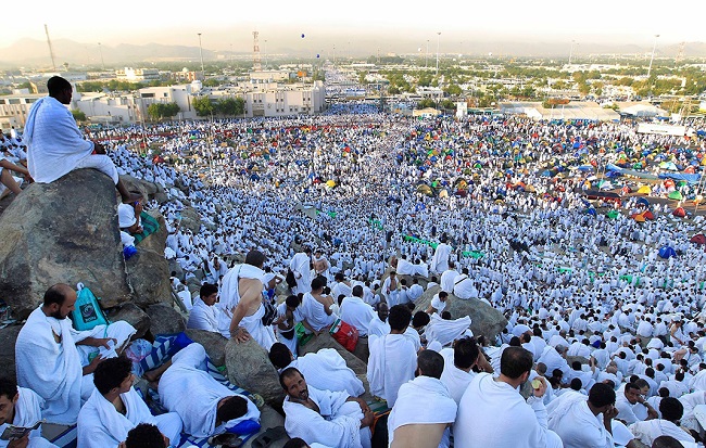Wukuf di Arafah Inti dari Rukun Islam yang Kelima - Wisata mulia insani
